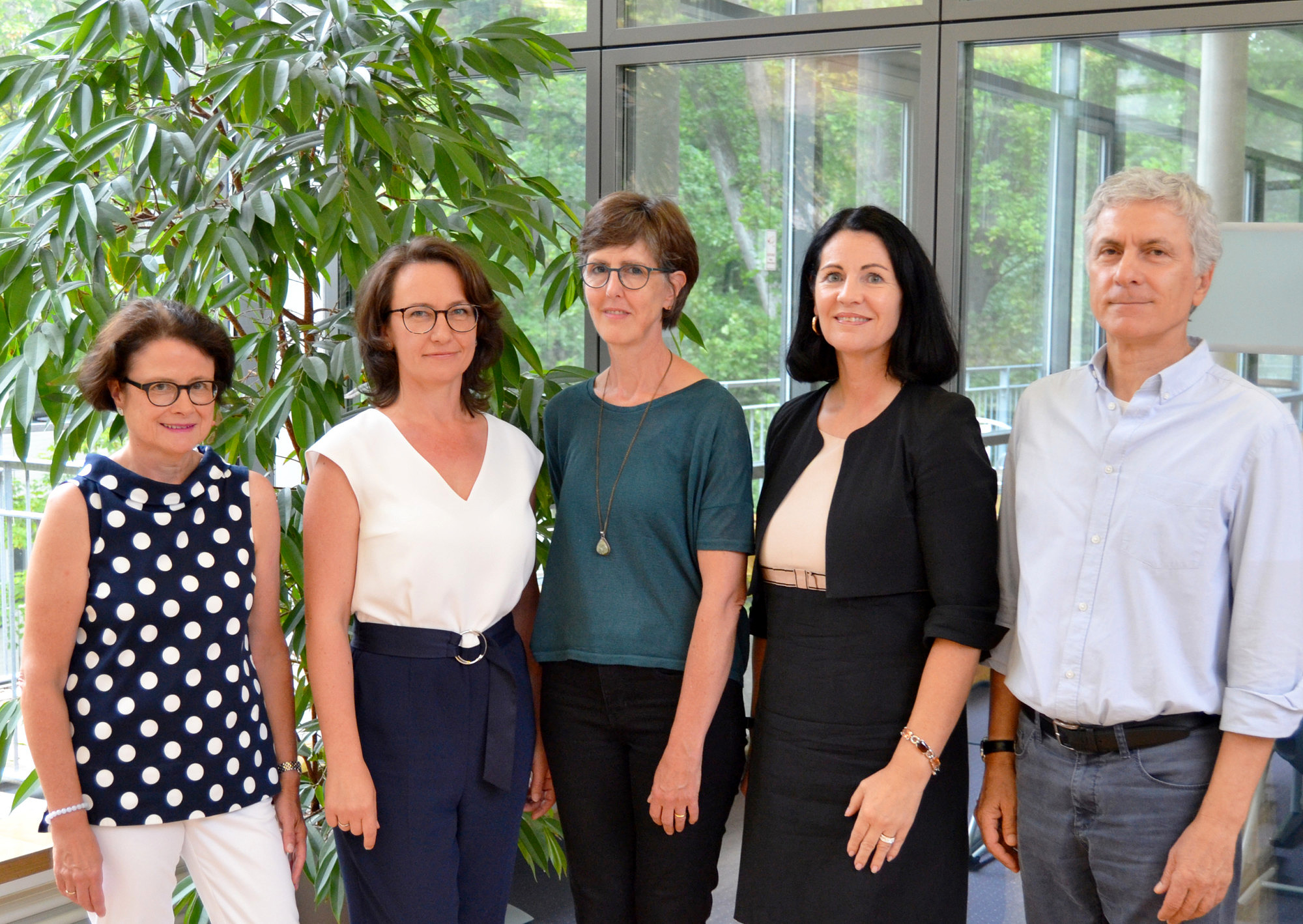 Gruppenbild der Abteilungsleiter und Abteilungsleiterinnen des IFA
