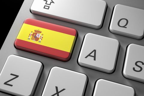 Tastatur mit Taste spanische Flagge