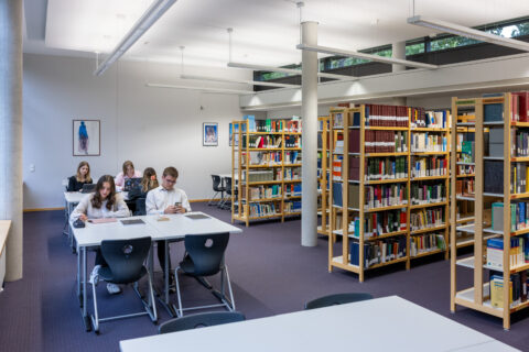 Arbeiten in der Bibliothek